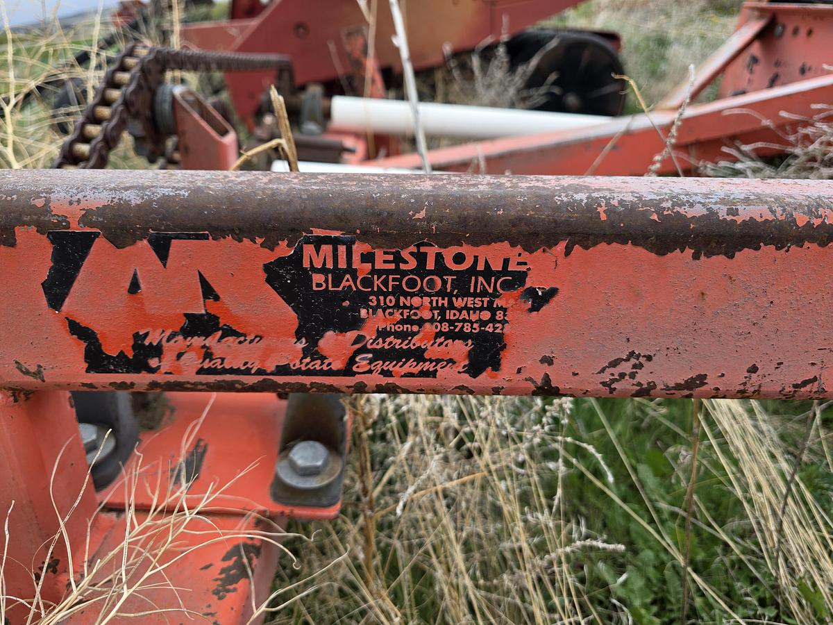 Used Milestone Pivot Track Closer