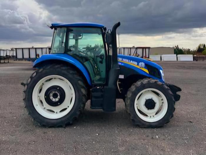 Used 2020 New Holland T5.120 Tractor w/ 1400 hrs