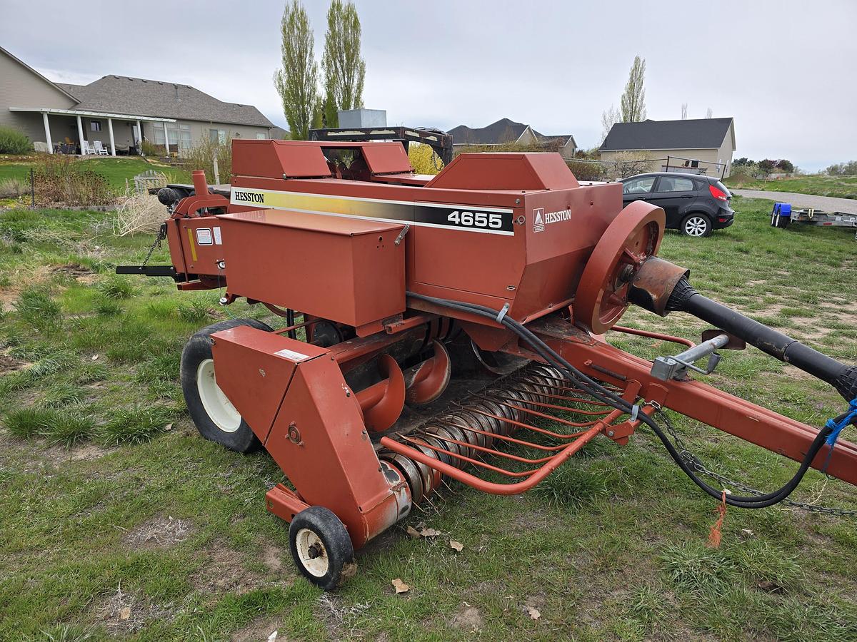 Used 2003 Hesston 4655 Baler