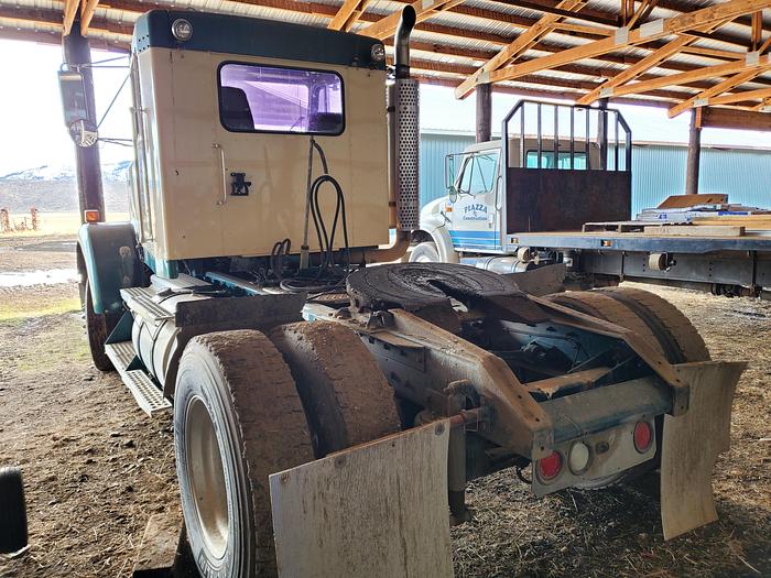 Used 1995 Kenworth W900 Truck w/ Single Axle