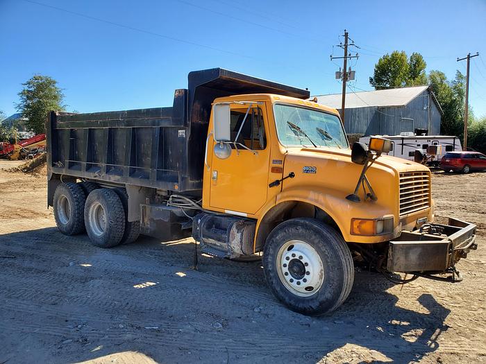 Used 2000 International 4900 Dump Truck