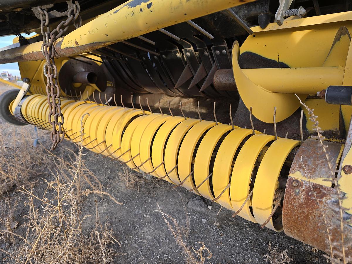 Used 2007 New Holland BB960A Baler