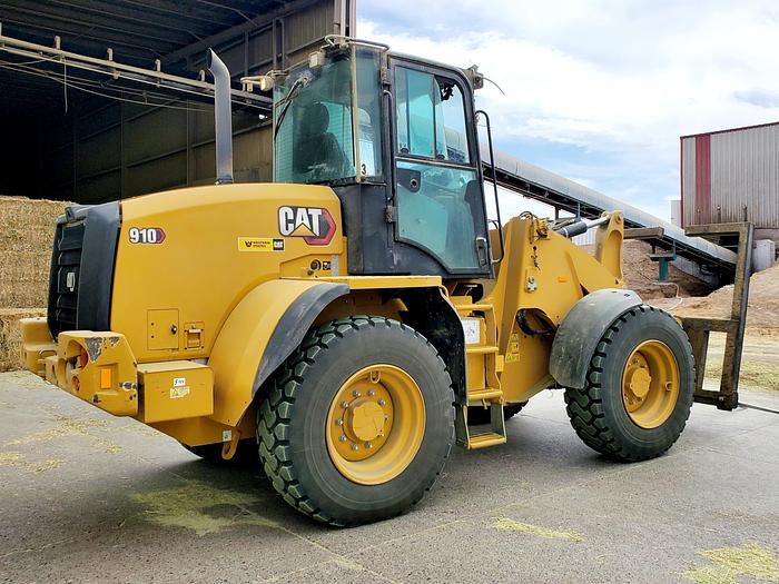 Used 2022 Caterpillar 910 Wheel Loader