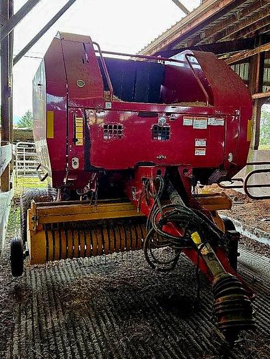 Used 2014 New Holland BR7060 Round Baler w/ 10k bales