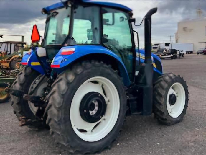Used 2020 New Holland T5.120 Tractor w/ 1400 hrs