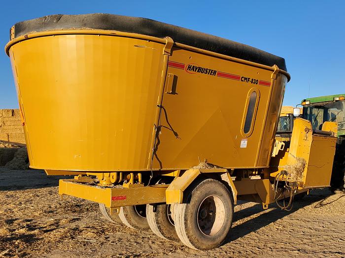 Used 2014 HayBuster CMF-830 Vertical Feed Mixer
