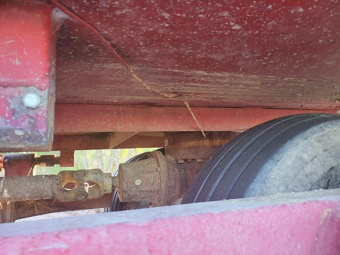 Used Jay-Lor 500 Vertical TMR Mixer