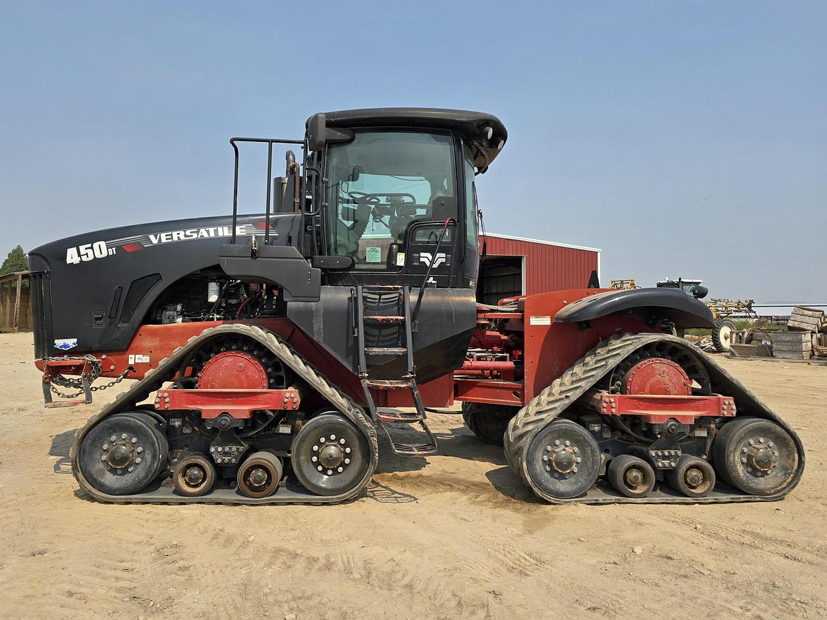 Used 2014 Versatile 450DT Tractor w/ 5000 hrs