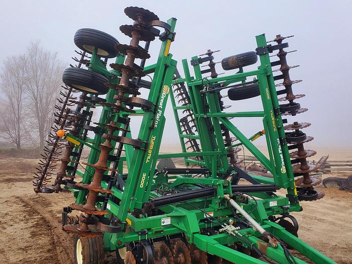 Used 30' Great Plains 3000TT Vertical Tillage