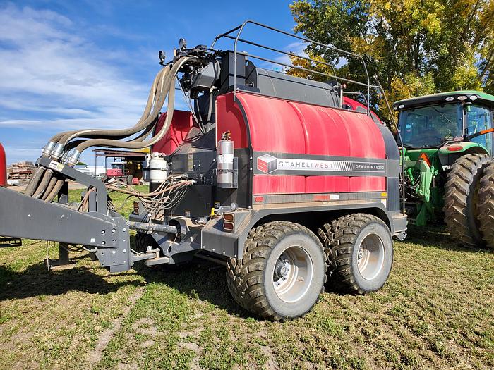 Used Massey 2270 Baler w/ 2020 Staheli DewPoint 6210 Steamer