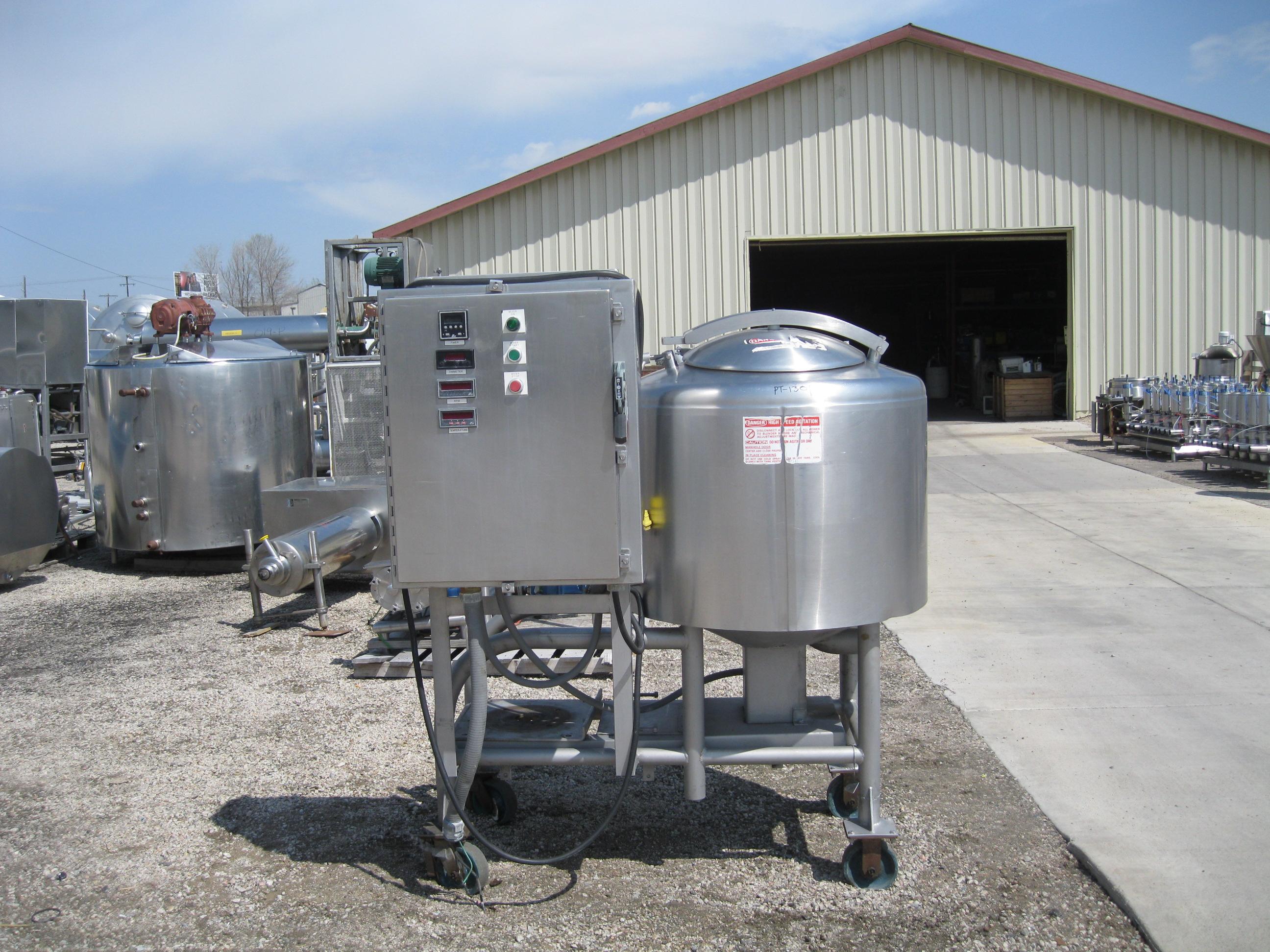 Usado 50 GALLON MIX TANK.  BREDDO LIKWFIER MODEL LORWW SERIAL D-64796-3