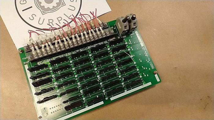 Used MITSUBISHI 03-81581-02 RELAY BOARD MAZAK MITSUBISHI CIRCUIT BOARD GH115
