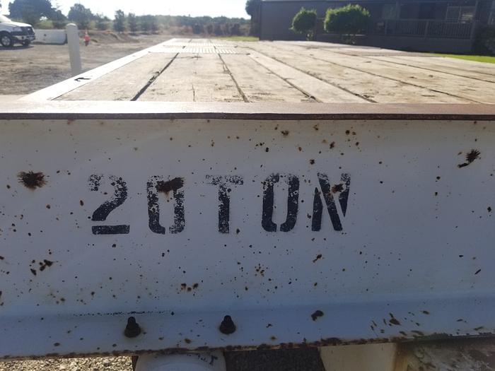 Used 1998 Trail Max TD 42 T