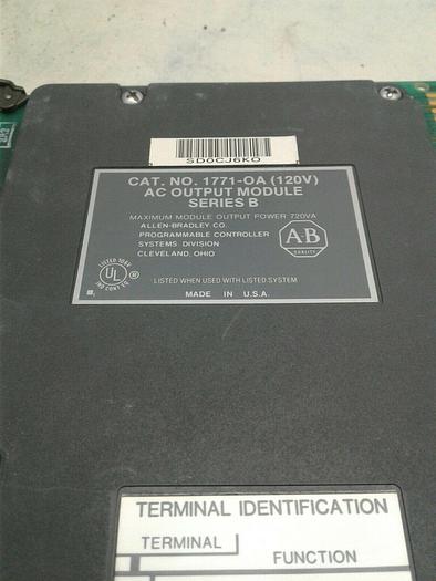 Used ALLEN BRADLEY 1771-OA AC OUTPUT MODULE SERIES B 120V