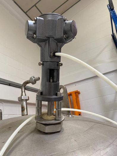 Used 1100L JACKETED MIXING TANK