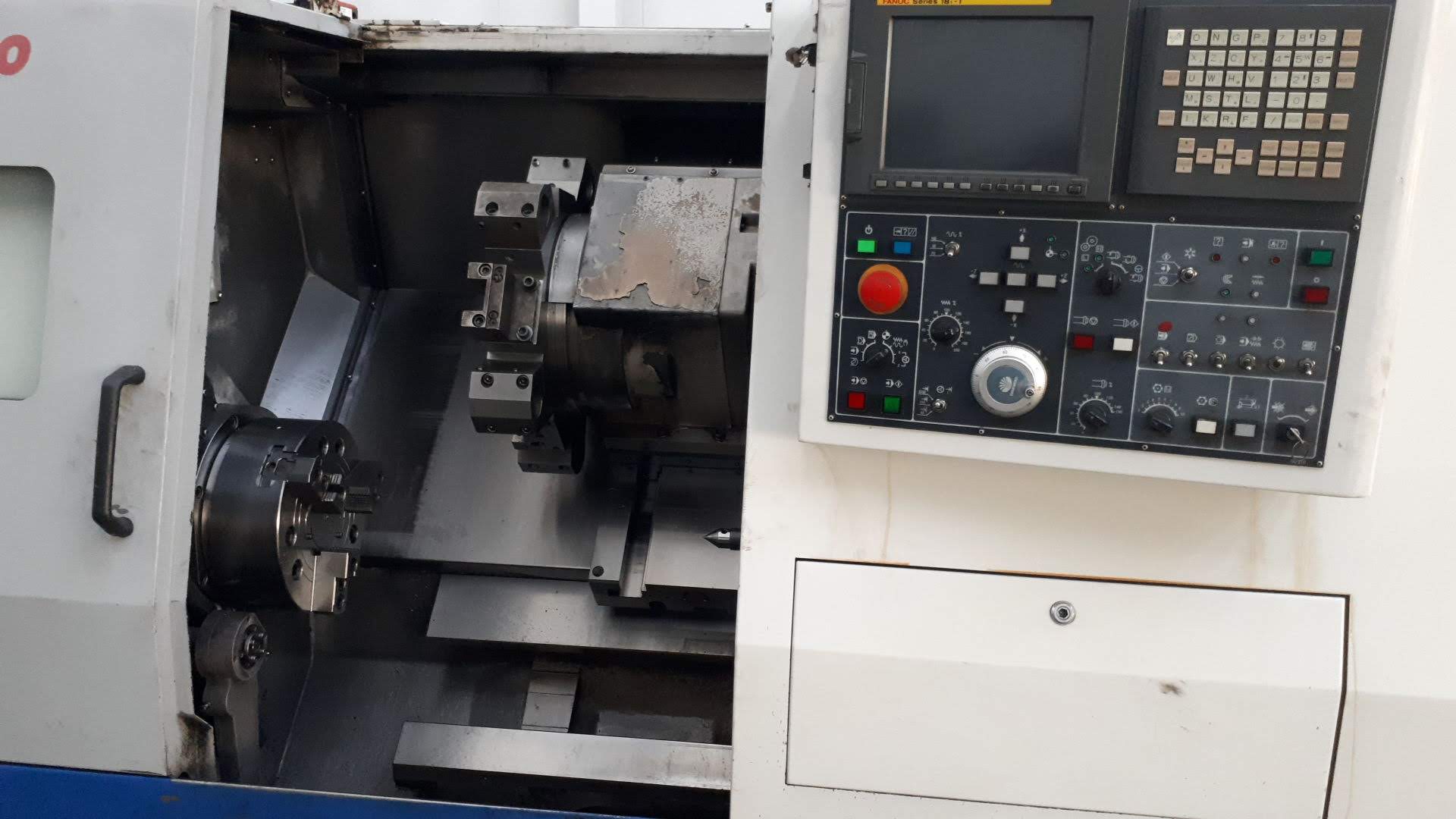 Used 2000 Daewoo PUMA 300 cnc FANUC