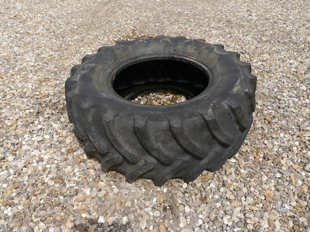 Used Firestone 540/65 R28 Tyre