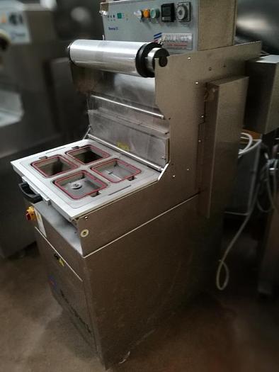 D'occasion OPERCULEUSE SEMI AUTO