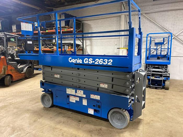 Used 2012 GENIE GS-2632