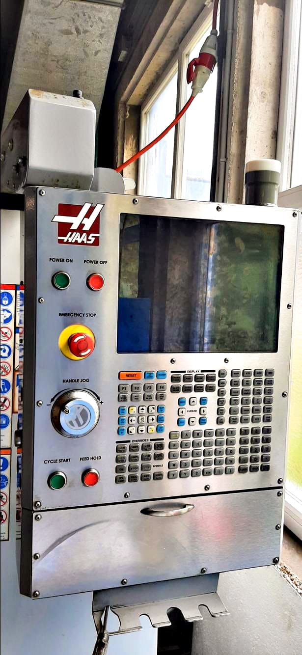 Used Haas VF 2DHE - 2008