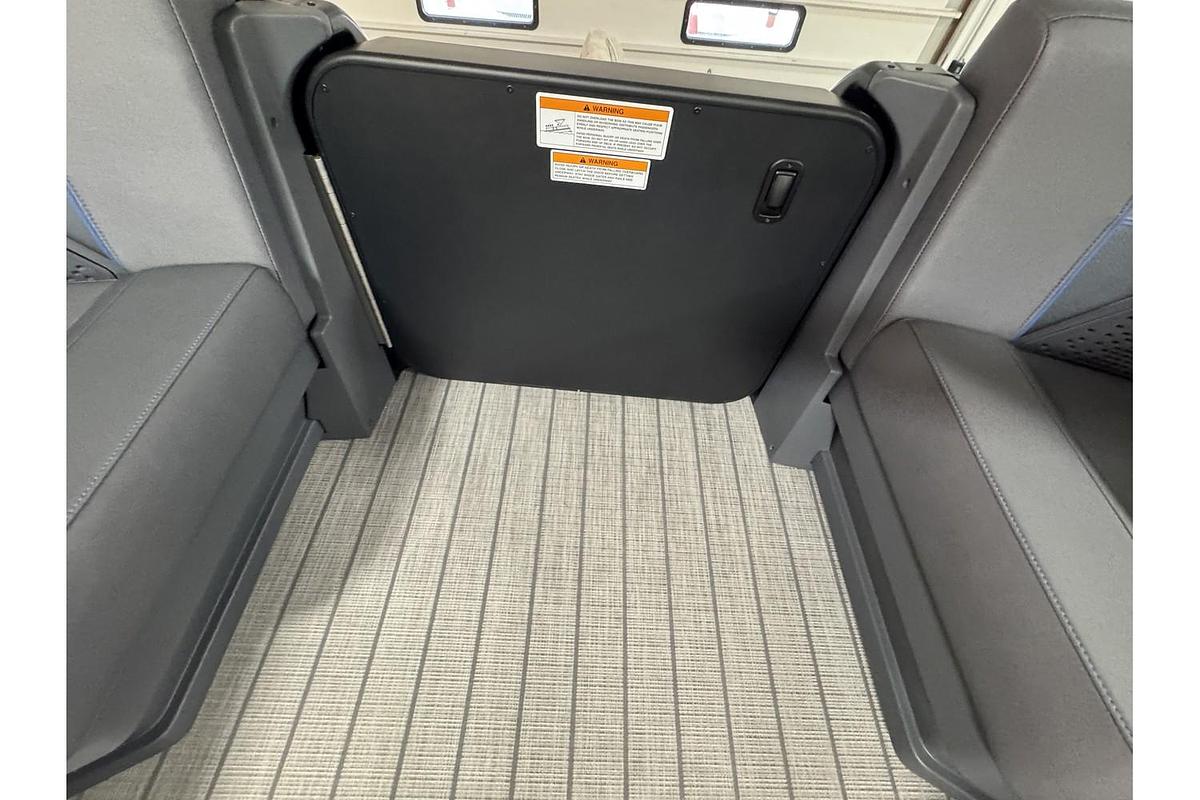 2025 Manitou Explore 24 Navigator