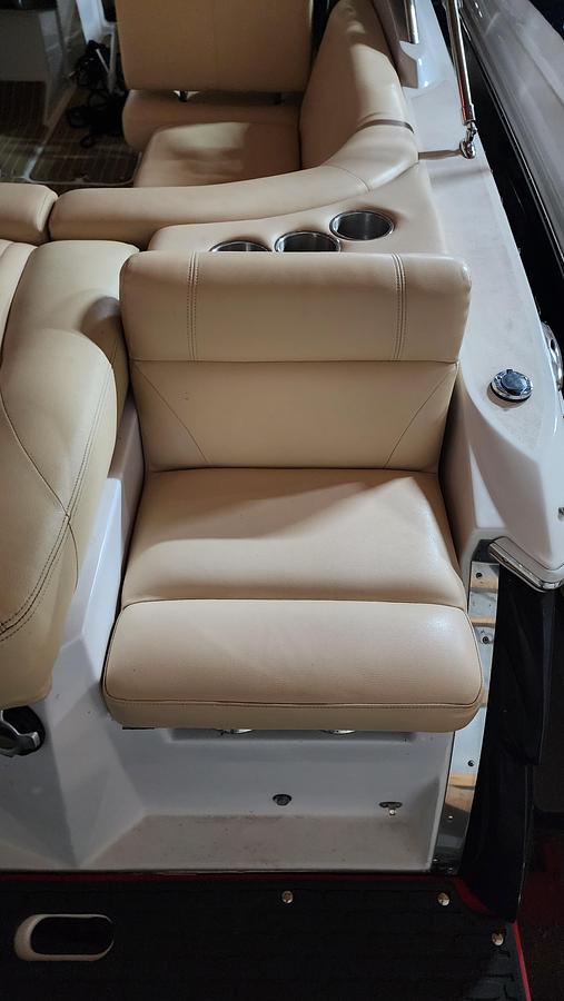 Used 2009 Four Winns SL 222