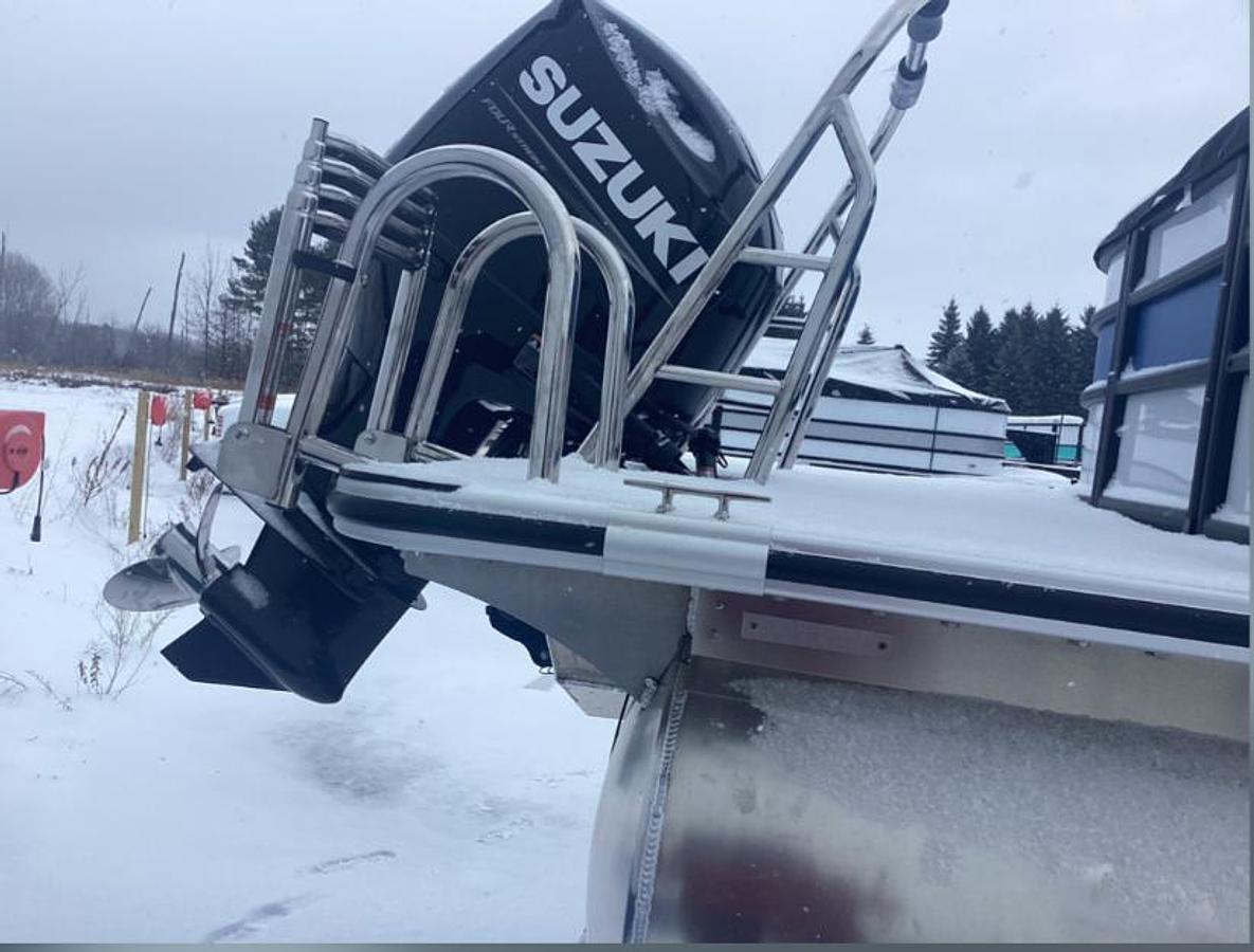 2026 Bentley Pontoons 223 Bolt