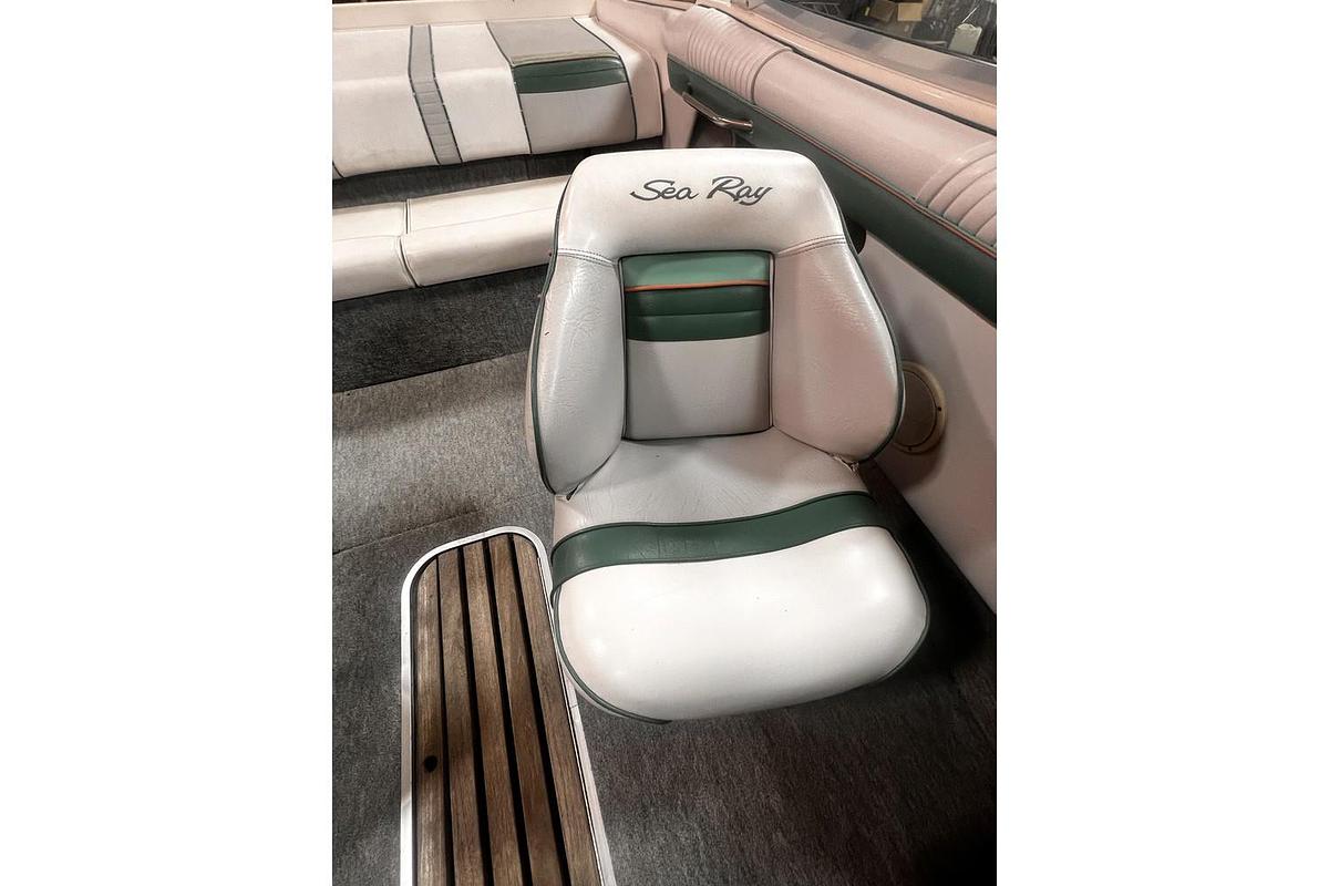 Used 1992 Sea Ray 220 Bow Rider