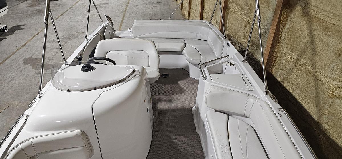 Used 2001 Four Winns 214 FunShip