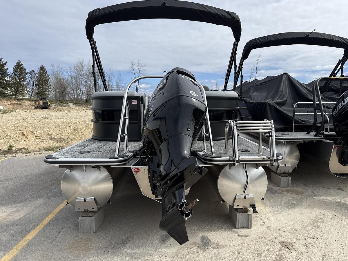 2026 Bentley Pontoons 223 Bolt