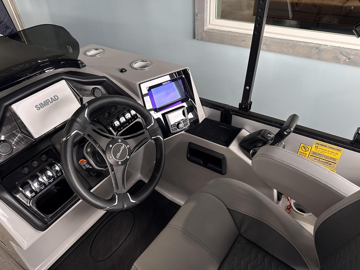 Used 2026 Bentley Pontoons 223 Elite Admiral