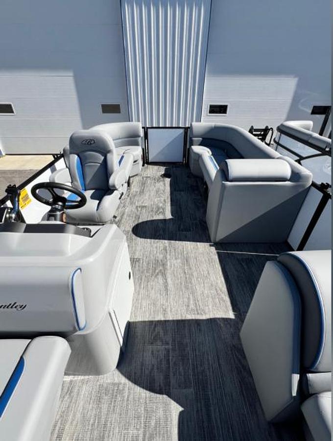 2026 Bentley Pontoons 223 Bolt