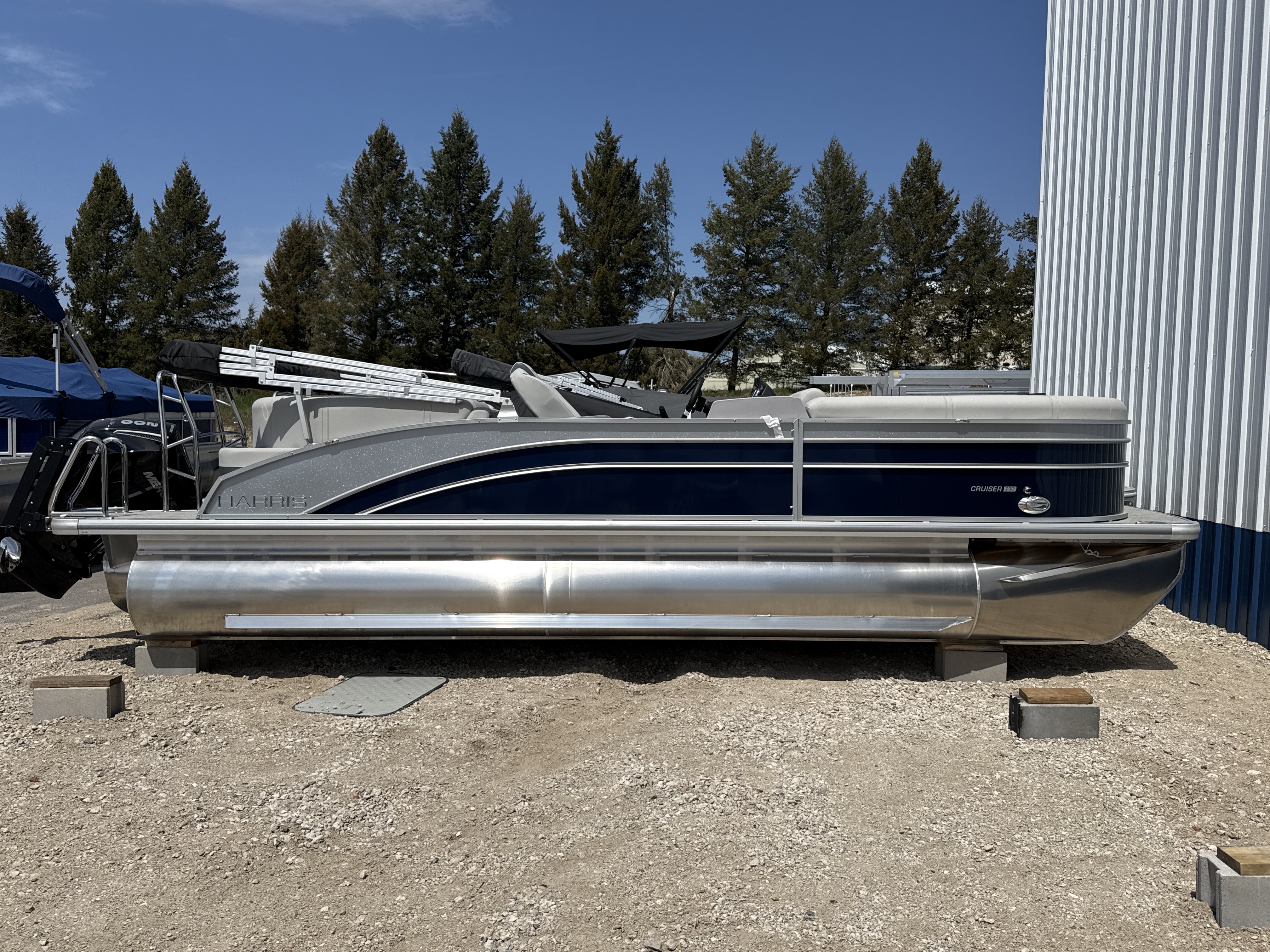 New 2026 Lund Z18C 1875 Crossover Xs, 49648 Kewadin - Boat Trader