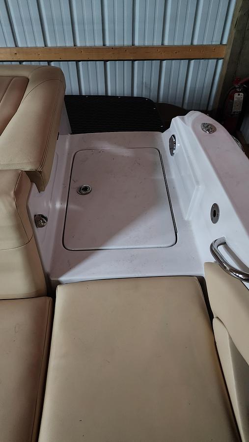 Used 2009 Four Winns SL 222