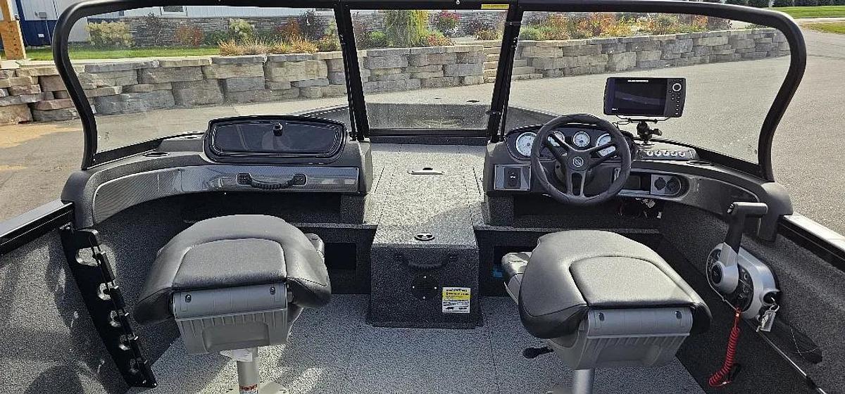 Used 2024 Crestliner 1750 Hawk