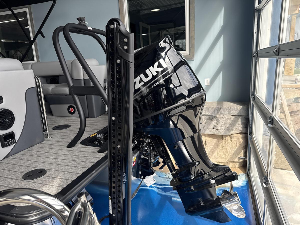 Used 2026 Bentley Pontoons 223 Elite Admiral