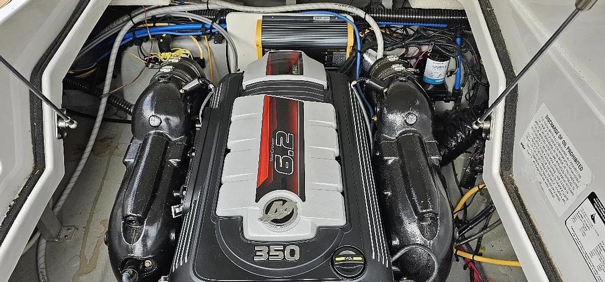 Used 2019 Crownline 285 SS