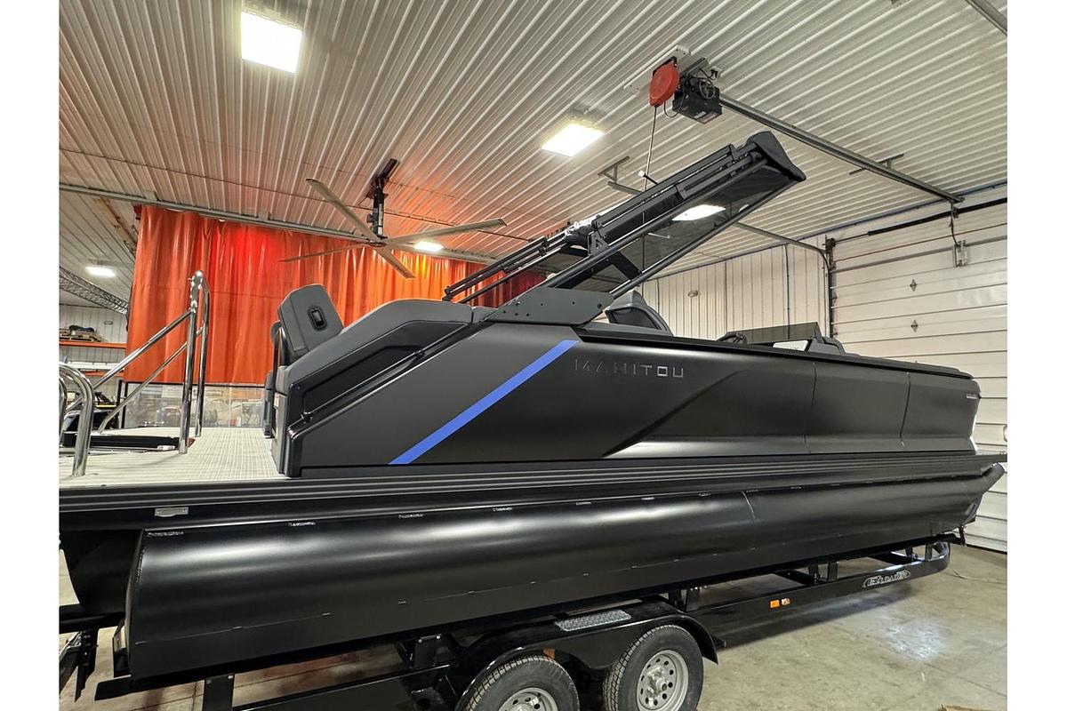 2025 Manitou Explore 24 Navigator