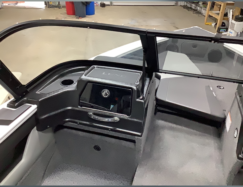 New 2026 Lund Z18C 1875 Crossover Xs, 49648 Kewadin - Boat Trader