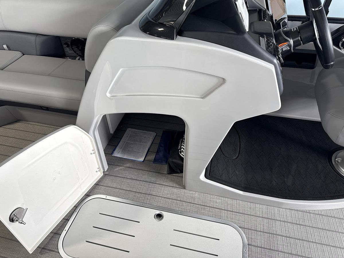 Used 2026 Bentley Pontoons 223 Elite Admiral