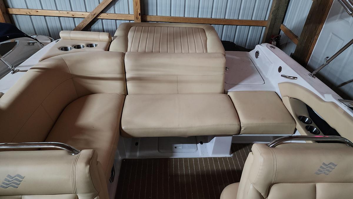 Used 2009 Four Winns SL 222