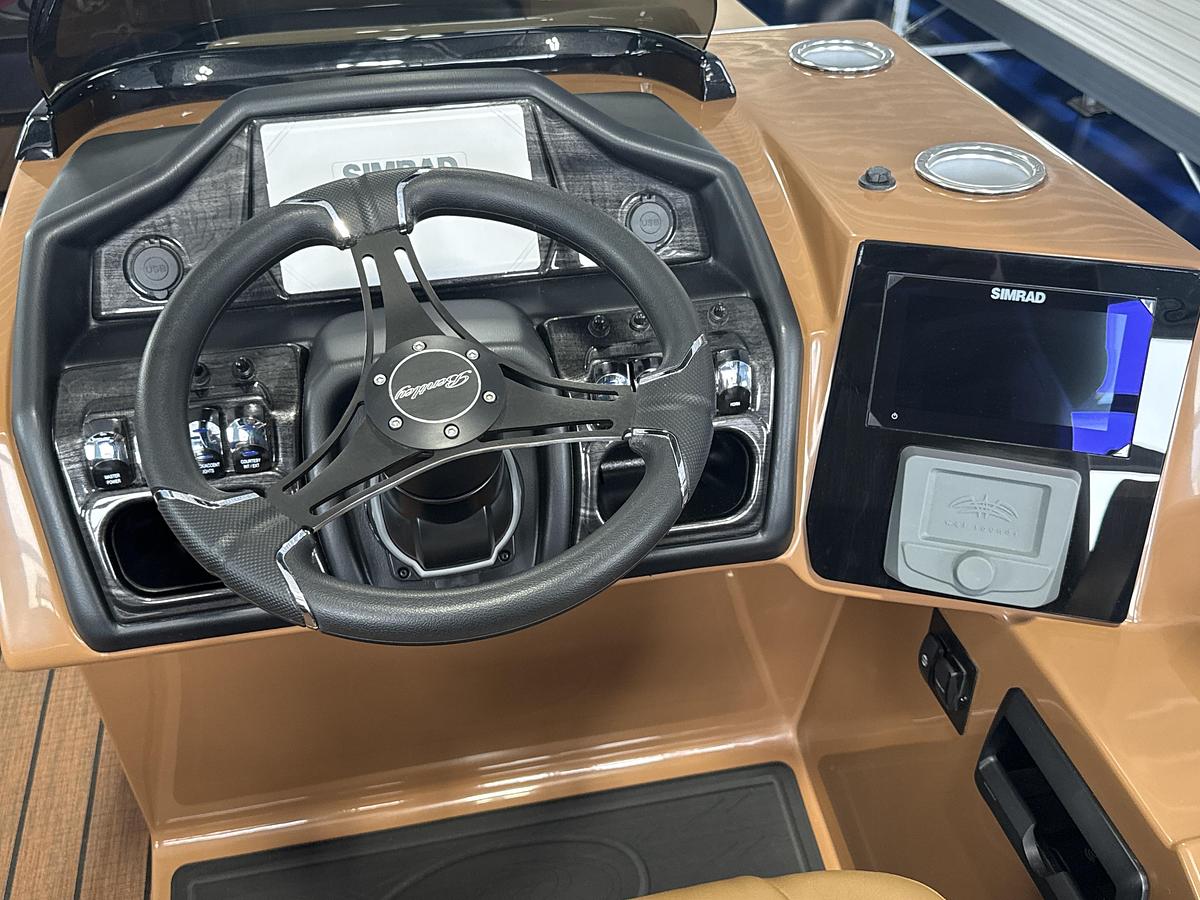 2026 Bentley Pontoons Elite 253 Swingback EXT w/ Wake Tower