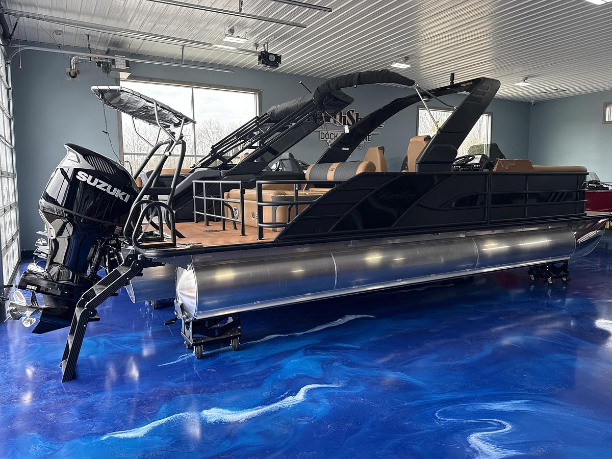 2026 Bentley Pontoons Elite 253 Swingback EXT w/ Wake Tower
