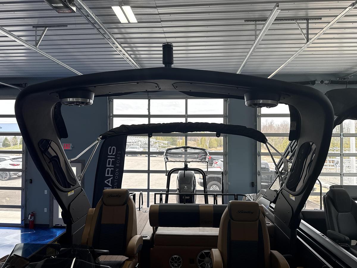 2026 Bentley Pontoons Elite 253 Swingback EXT w/ Wake Tower