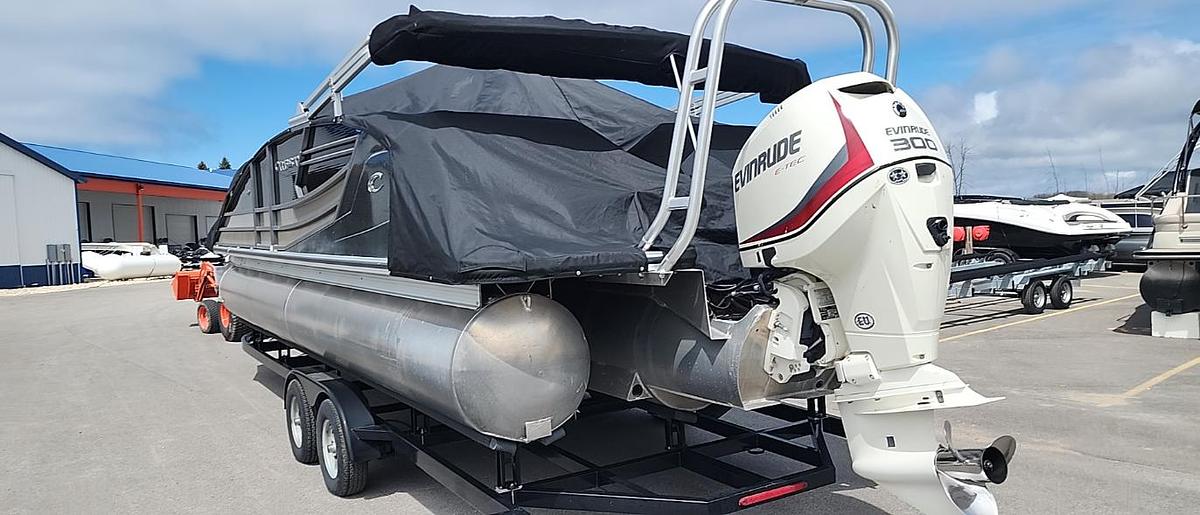 Used 2014 Crest  250 Savanah
