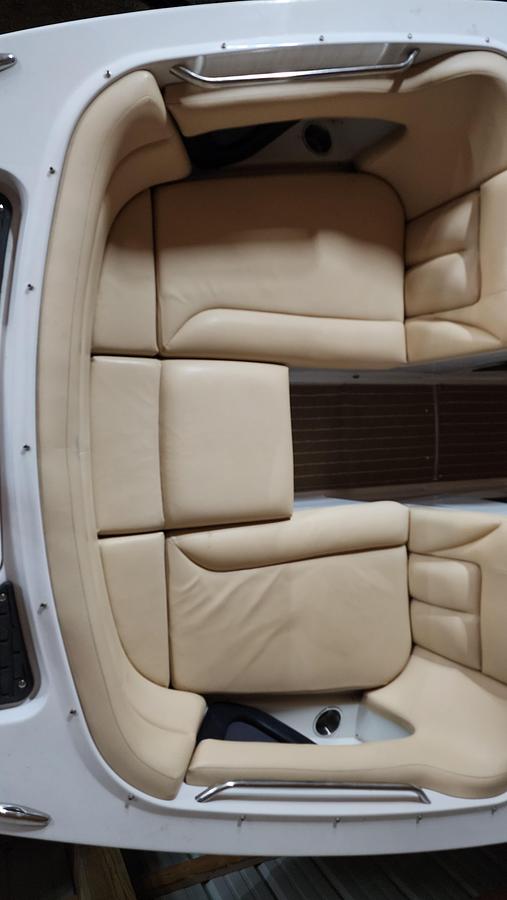 Used 2009 Four Winns SL 222