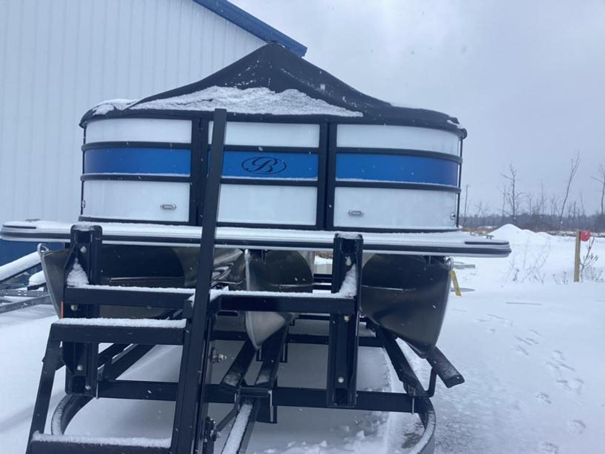 2026 Bentley Pontoons 223 Bolt