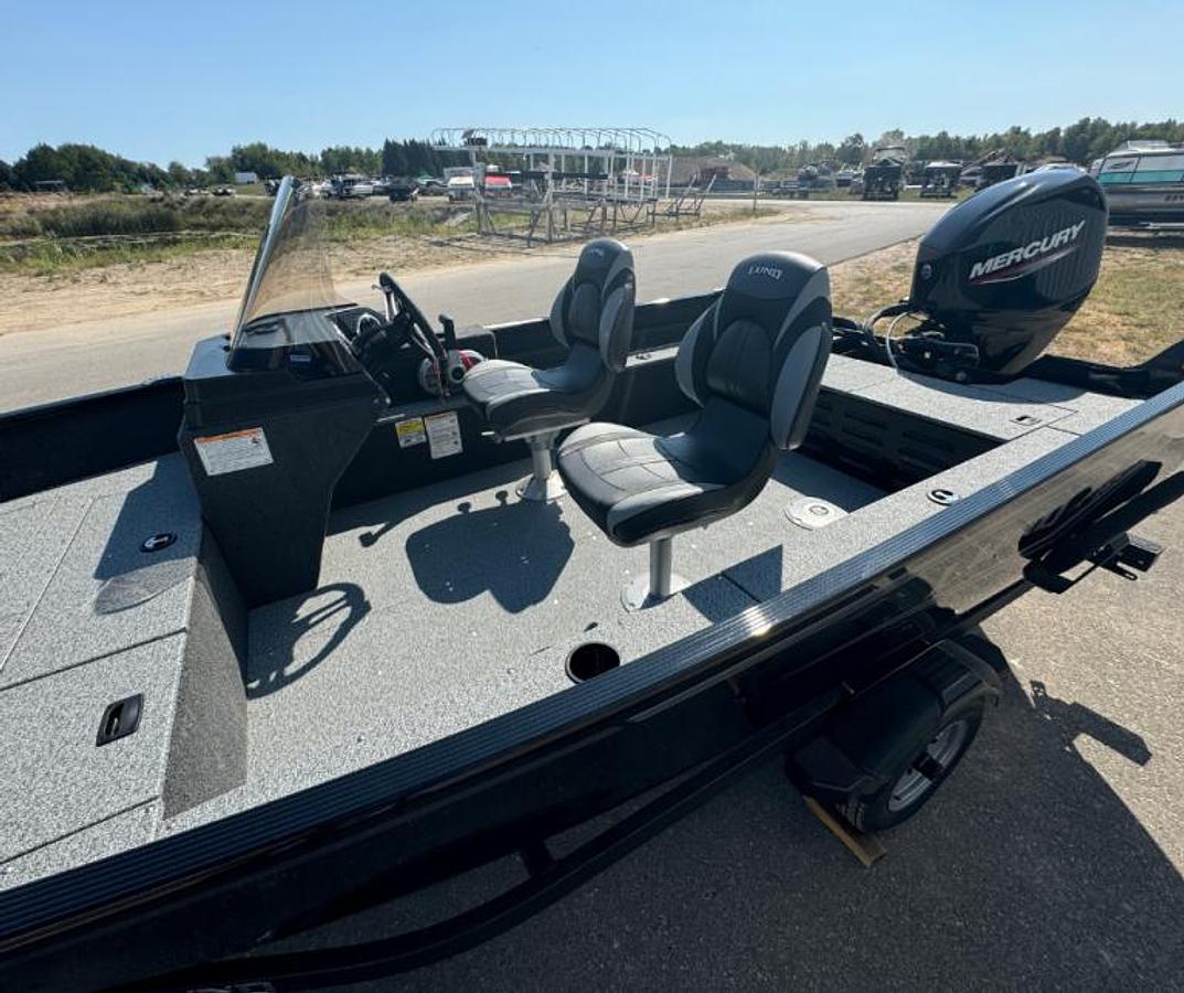 2025 Lund Angler 1650 SS