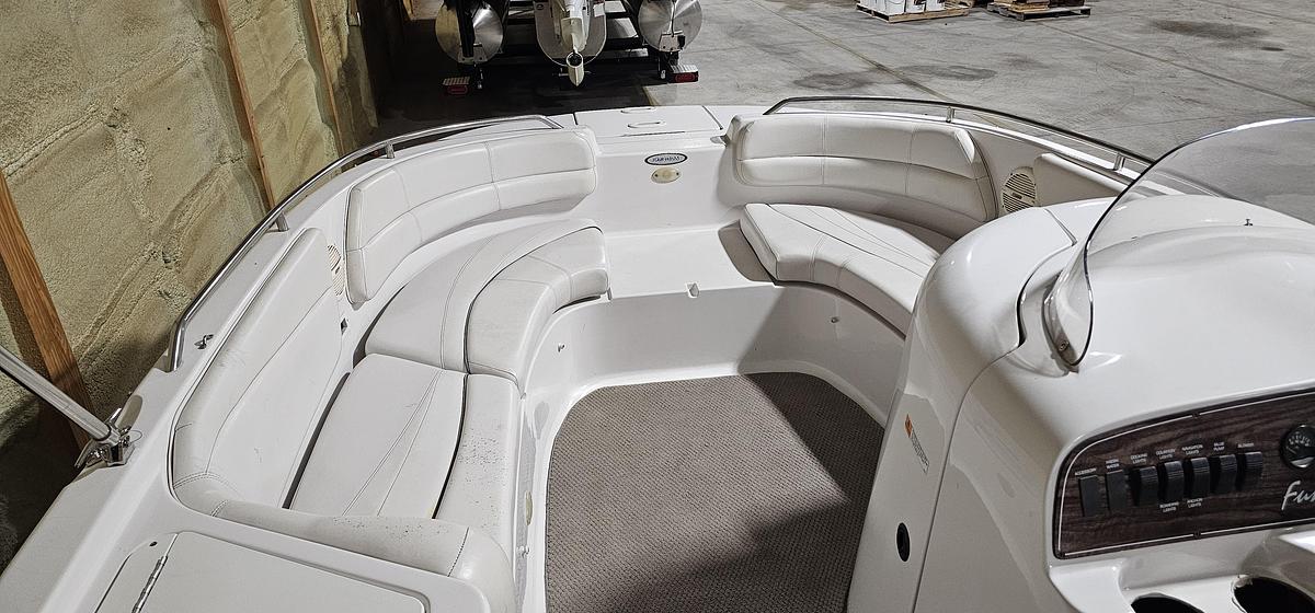 Used 2001 Four Winns 214 FunShip