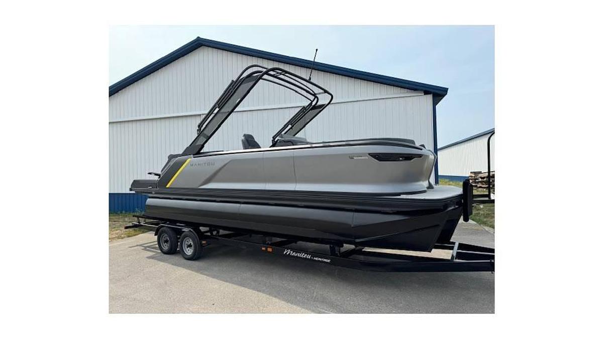 2025 Manitou 22' Explore MAX Deck Switchback TriToon